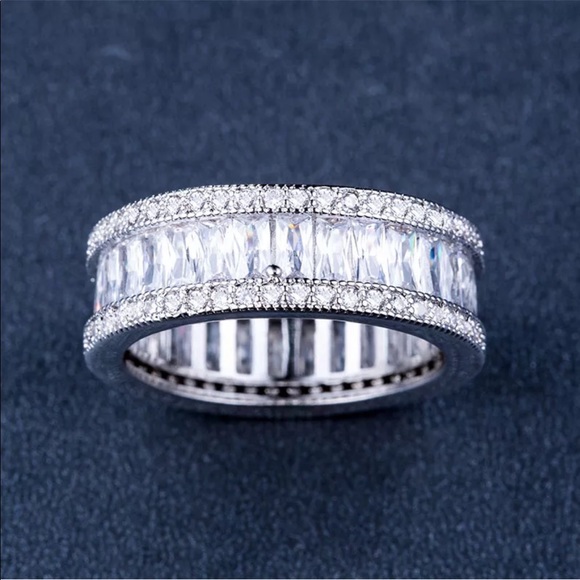 ♡♡New shiny diamond cz women’s silver S925 ring♡♡ - Picture 3 of 6